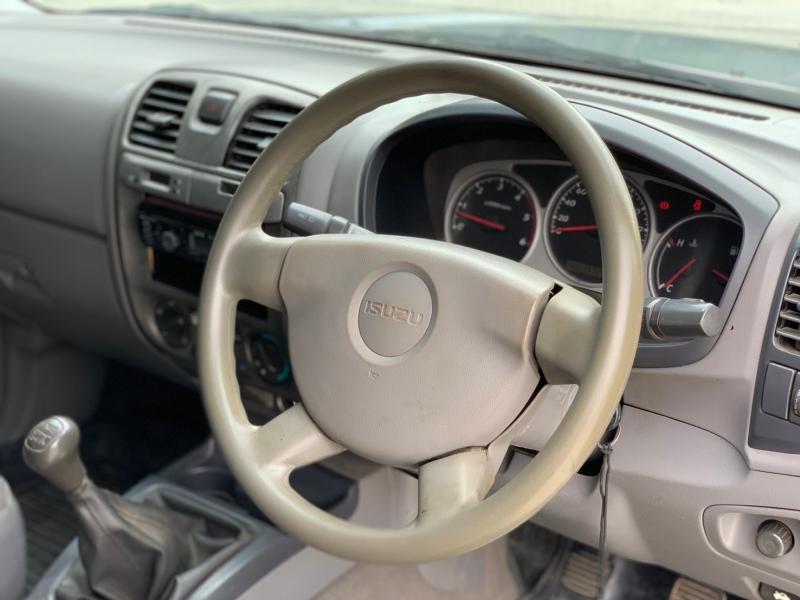 D-MAX SPACE CAB SLX 2.5 Di TURBO